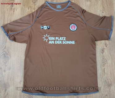 St Pauli Home football shirt 2010 - 2011