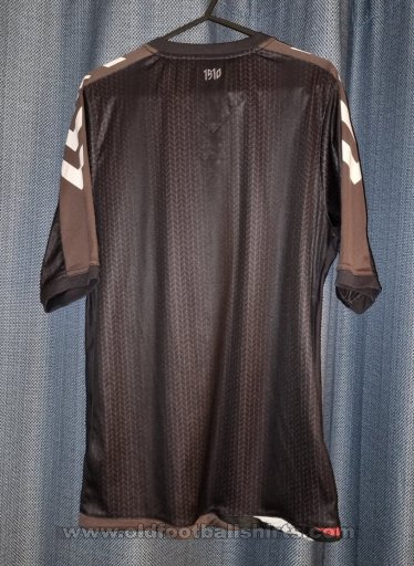 St Pauli Home football shirt 2015 - 2016