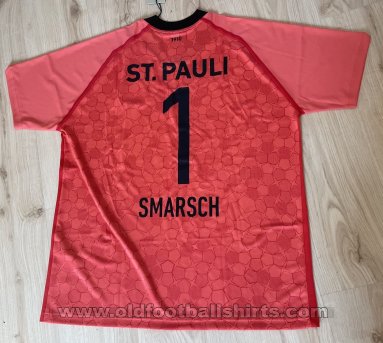 St Pauli Goalkeeper football shirt 2022 - 2023