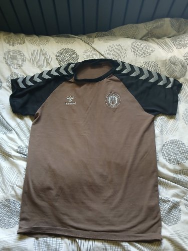 St Pauli Training/Leisure football shirt 2015 - 2016