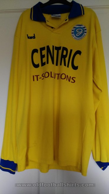 De Graafschap Away football shirt 2001 - 2002