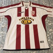 Home football shirt 2012