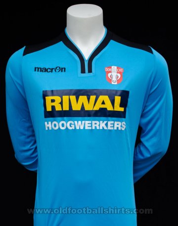 FC Dordrecht Goalkeeper football shirt 2015 - 2016