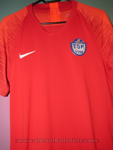Tuzlaspor Away football shirt (unknown year)