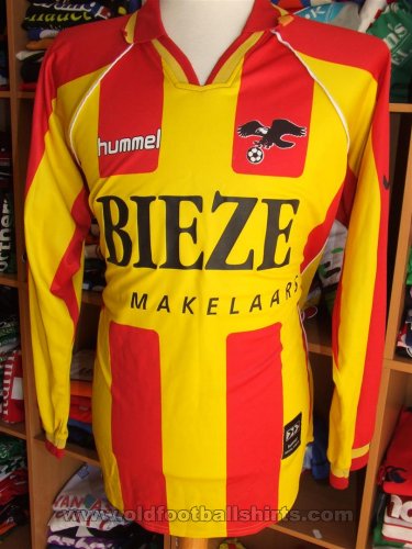 Go Ahead Eagles Home football shirt (unknown year)