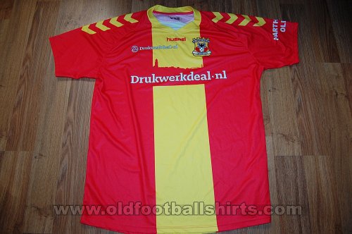 Go Ahead Eagles Home football shirt 2016 - 2017