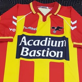 Go Ahead Eagles Home football shirt 2001 - 2002 sponsored by Acadium Bastion