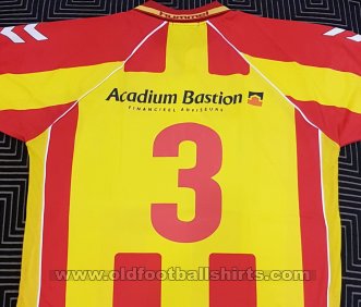 Go Ahead Eagles Home football shirt 2001 - 2002