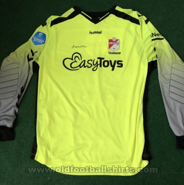 FC Emmen Goalkeeper football shirt 2020 - 2021