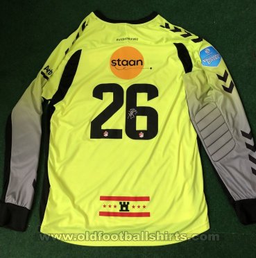 FC Emmen Goalkeeper football shirt 2020 - 2021