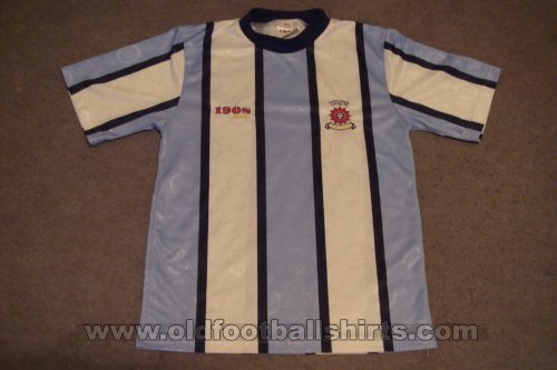 Hartlepool United Home football shirt 2000 - 2002