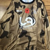 Goalkeeper football shirt 2017