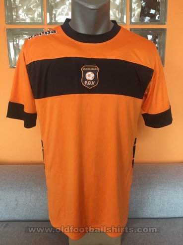 FC Vailhauques Home football shirt 2017 - 2018