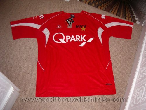 MVV Maastricht Home football shirt 2004 - 2005