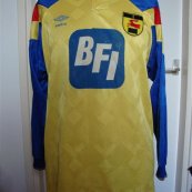 Away football shirt 1993 - 1994