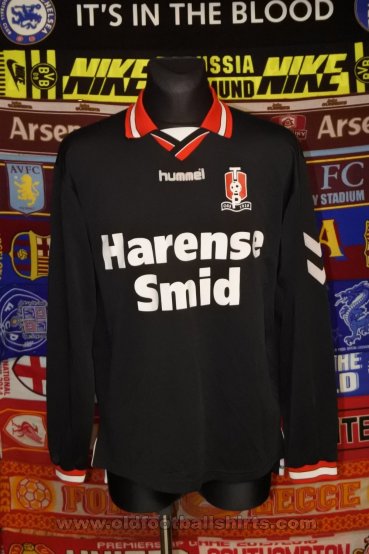 TOP Oss Home football shirt (unknown year)
