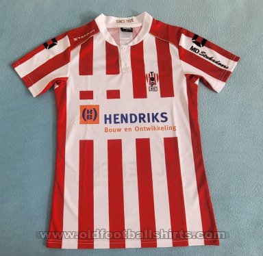 TOP Oss Home football shirt 2021 - 2022