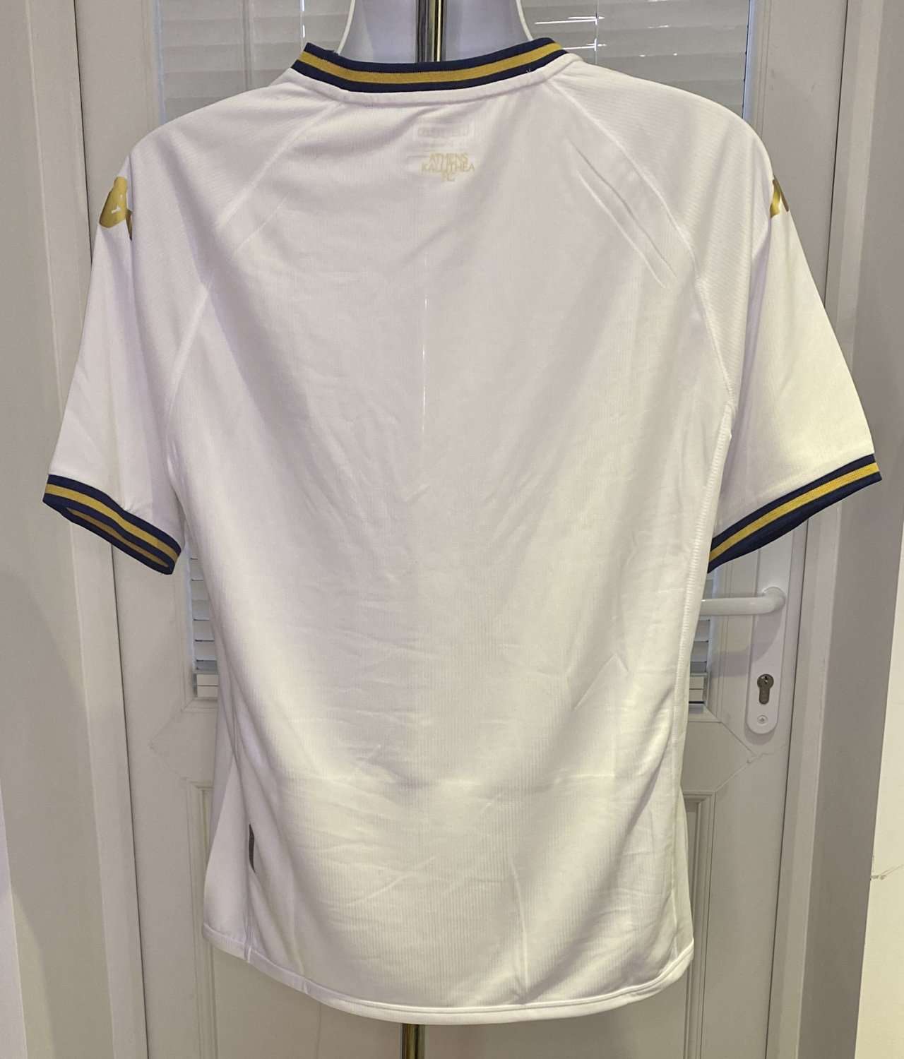 AEK Athens Home Maillot de foot 2022 - 2023. Sponsored by Stoixima AEK Athens Home Maillot de foot 2022 - 2023. Sponsored by Stoixima