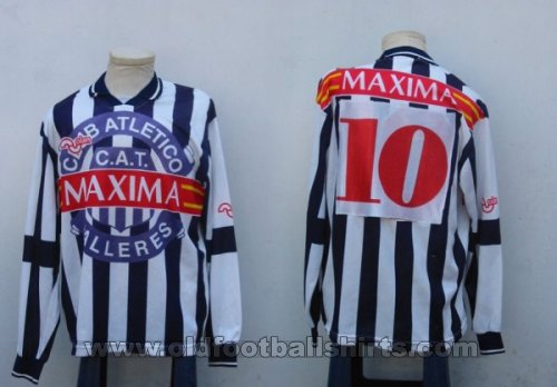 Talleres De Córdoba Home football shirt 1998