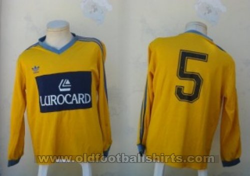 Talleres De Córdoba Away football shirt 1994