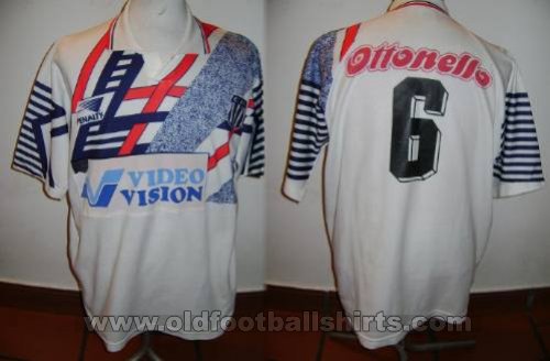 Talleres De Córdoba Away football shirt 1996 - 1997
