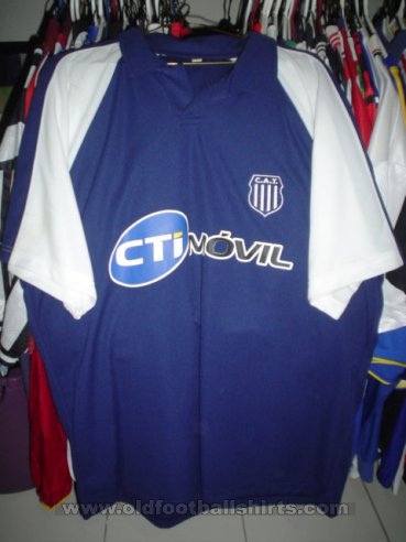 Talleres De Córdoba Home football shirt 2002