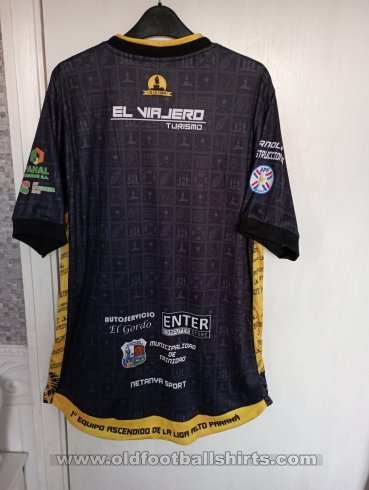 Guaraní de Trinidad Home football shirt 2021