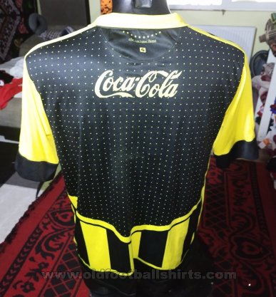 Guaraní de Trinidad Home football shirt (unknown year)