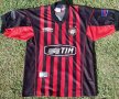 Athletico Paranaense Home football shirt 2001