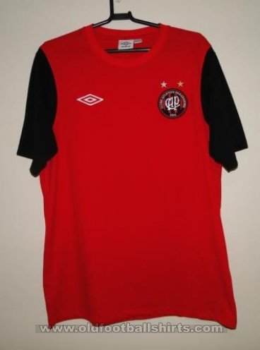 Athletico Paranaense Training/Leisure football shirt 2011