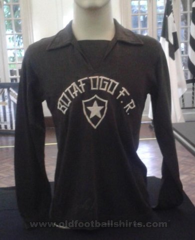 Botafogo Goalkeeper football shirt 1967