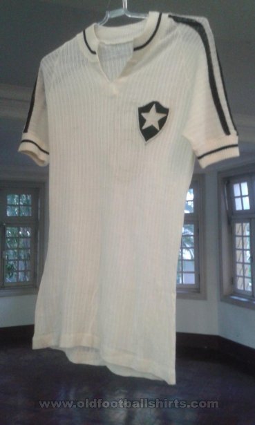 Botafogo Away football shirt 1977