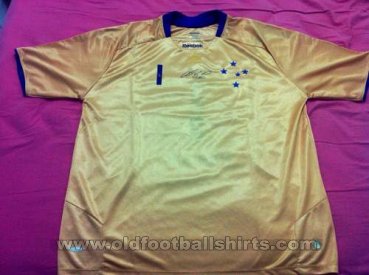 Cruzeiro Goalkeeper football shirt 2009