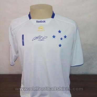 Cruzeiro Goalkeeper football shirt 2009