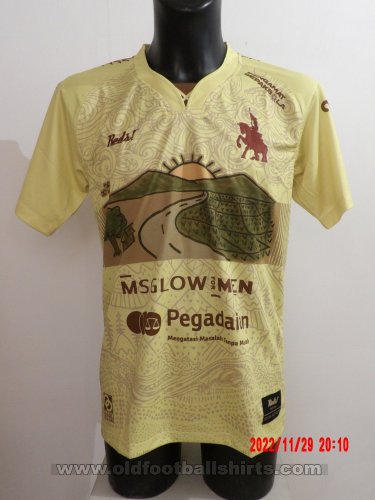Persikup Kulon Progo Away football shirt 2021