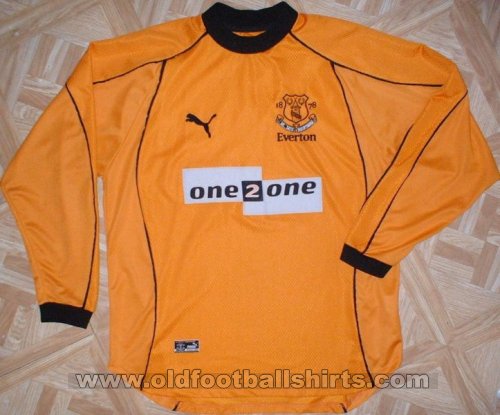 Everton Goalkeeper football shirt 2000 - 2001