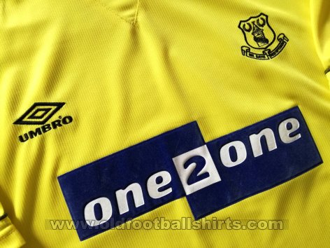 Everton Away football shirt 1999 - 2000