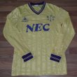 Away football shirt 1985 - 1986