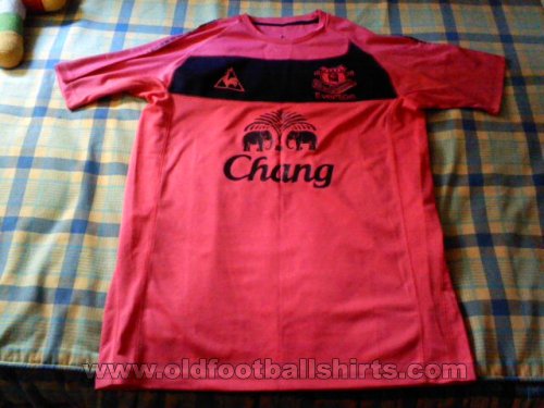 Everton Away football shirt 2010 - 2011