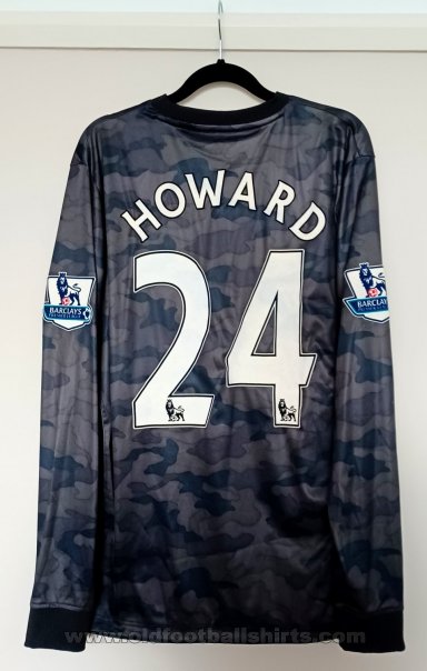 Everton Goalkeeper football shirt 2011 - 2012