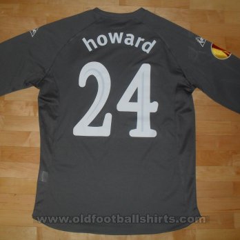Everton Goalkeeper football shirt 2009 - 2010