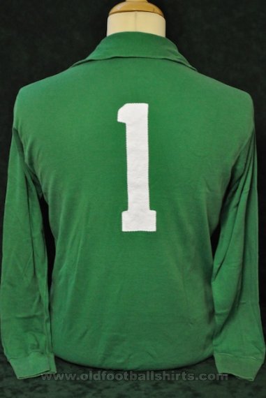 Everton Goalkeeper football shirt 1980 - 1982