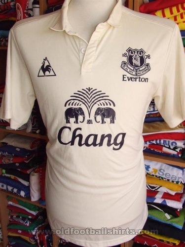 Everton Third football shirt 2010 - 2011