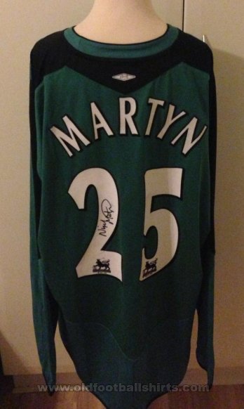Everton Goalkeeper football shirt 2004