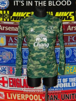 Everton Goalkeeper football shirt 2011 - 2012