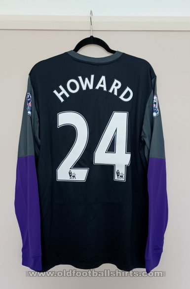 Everton Goalkeeper football shirt 2013 - 2014