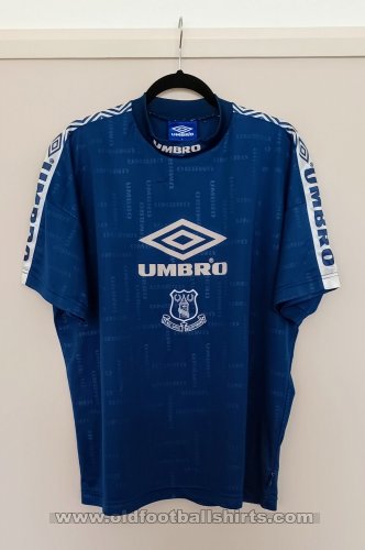 Everton Training/Leisure football shirt 1997 - 1998