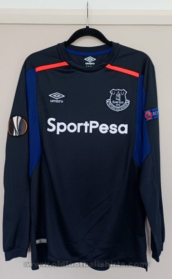 Everton Goalkeeper football shirt 2017 - 2018
