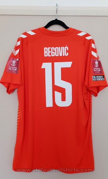 Everton Goalkeeper football shirt 2021 - 2022