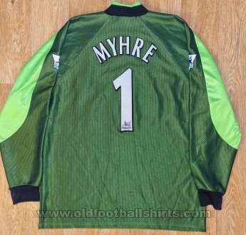 Everton Goalkeeper football shirt 1998 - 2000